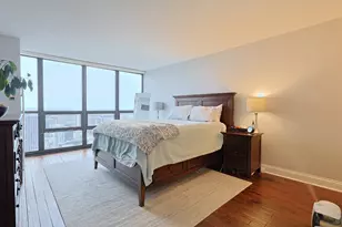 10 E Ontario St, Chicago, IL 60611 - Photo 14