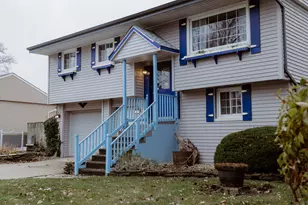 107 Arcadia Ave, Romeoville, IL 60446 - Photo 2