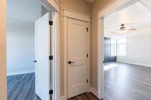 734 Independence Ave, Sycamore, IL 60178 - Photo 26