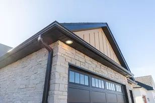 734 Independence Ave, Sycamore, IL 60178 - Photo 58