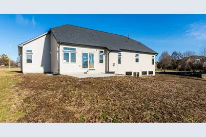 734 Independence Avenue, Sycamore, IL 60178 - Photo 56