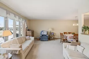 10829 Minnesota Ct, Orland Park, IL 60467 - Photo 4