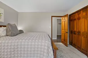 6709 N West Arrowhead Dr, Urbana, IL 61802 - Photo 26