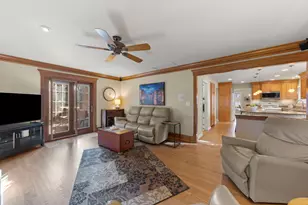 825 Evergreen Ave, Glen Ellyn, IL 60137 - Photo 12