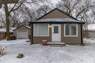 821 Sawyer Rd, Rockford, IL 61109 - Photo 2