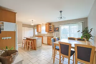 225 Placid Way, Elk Grove Village, IL 60007 - Photo 12