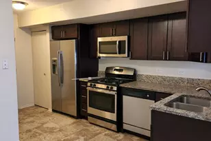 15511 Westminster Dr, Orland Park, IL 60462 - Photo 2