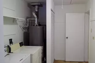 57 Marquette St, Park Forest, IL 60466 - Photo 14