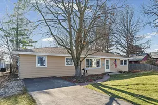 103 W Jefferson St, Philo, IL 61864 - Photo 2