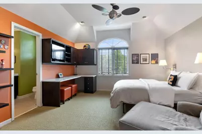 203 Settlers Court, Naperville, IL 60565 - Photo 6