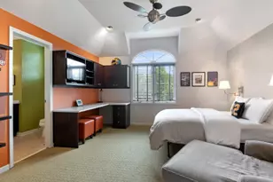 203 Settlers Ct, Naperville, IL 60565 - Photo 6