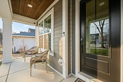 1222 N Walnut Avenue, Arlington Heights, IL 60004 - Photo 2