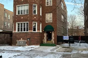 7817 S Phillips Ave, Chicago, IL 60649 - Photo 1