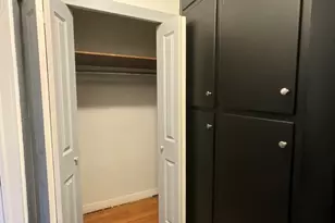 7817 S Phillips Ave, Chicago, IL 60649 - Photo 6