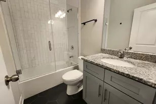 6337 S Ellis Ave, Chicago, IL 60637 - Photo 10