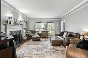 2801 Valleybrook Dr, Champaign, IL 61822 - Photo 8