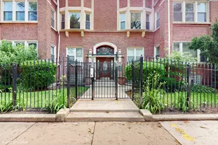5237 S Michigan Ave, Chicago, IL 60615 - Photo 2