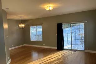 258 Windsor Ct, South Elgin, IL 60177 - Photo 2