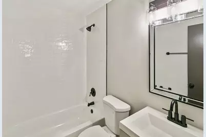 4126 Wildwood Drive, Crystal Lake, IL 60014 - Photo 8