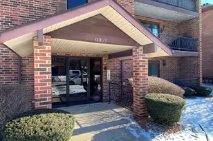 16813 81st Ave, Tinley Park, IL 60477 - Photo 2