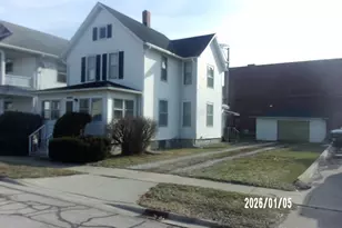 223 E Oak St, Watseka, IL 60970 - Photo 1