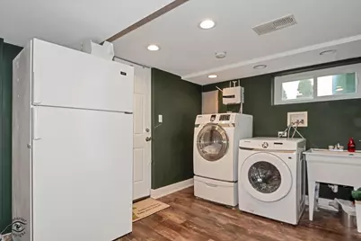 9751 S Hamlin Avenue, Evergreen Park, IL 60805 - Photo 26