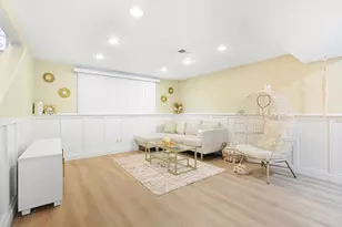 72 W Nevada Ave, Glendale Heights, IL 60139 - Photo 20