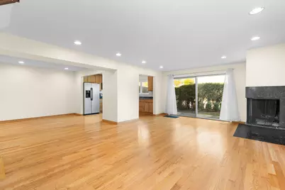 1723 Wildberry Drive #C, Glenview, IL 60025 - Photo 2