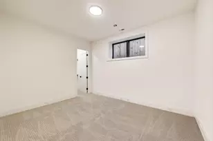 3846 N Bell Ave, Chicago, IL 60618 - Photo 38