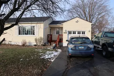 4218 Parkway Avenue, McHenry, IL 60050 - Photo 2