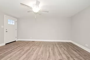 4324 W 87th Pl, Hometown, IL 60456 - Photo 12