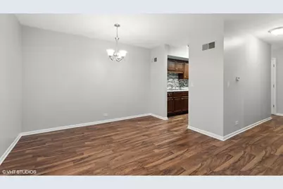 520 Shorely Drive #201, Barrington, IL 60010 - Photo 4