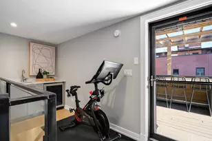 1513 W Thomas St, Chicago, IL 60642 - Photo 20