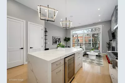 1513 W Thomas Street #3, Chicago, IL 60642 - Photo 6