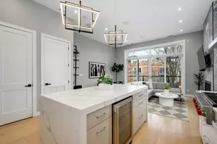 1513 W Thomas St, Chicago, IL 60642 - Photo 6