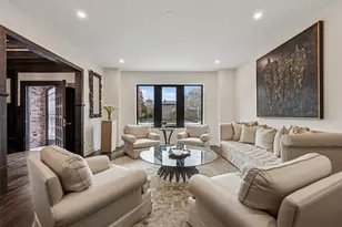 4730 S Greenwood Ave, Chicago, IL 60615 - Photo 8