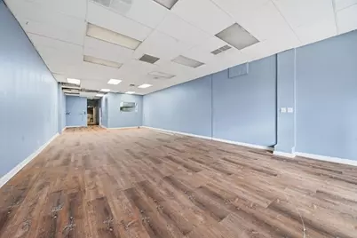 81 W Jefferson Street, Joliet, IL 60432 - Photo 6