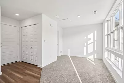 373 Summit Circle, Lombard, IL 60148 - Photo 4