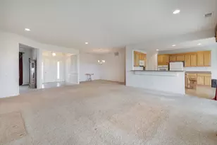 12910 Crestview Dr, Huntley, IL 60142 - Photo 10