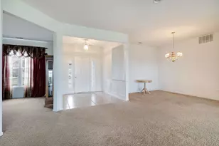 12910 Crestview Dr, Huntley, IL 60142 - Photo 4