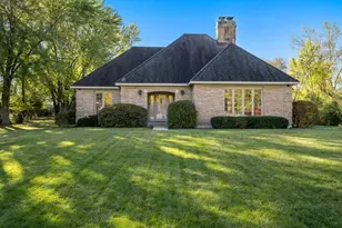 36W787 Red Haw Ln, Saint Charles, IL 60174 - Photo 1