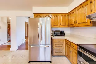 36W787 Red Haw Ln, Saint Charles, IL 60174 - Photo 16