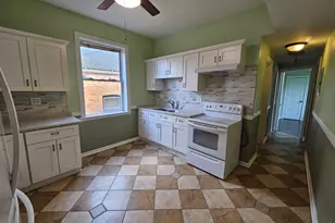 639 N St Louis Ave, Chicago, IL 60624 - Photo 6