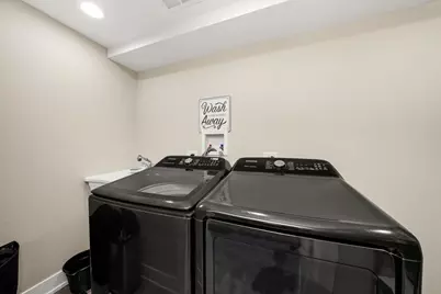 7457 W 64th Street, Summit, IL 60501 - Photo 28