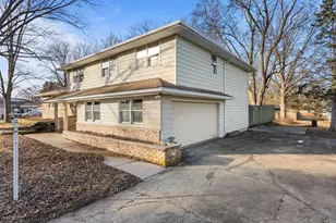 2707 Donald Dr, Urbana, IL 61802 - Photo 4