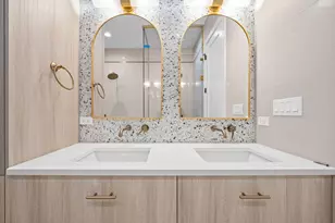 2341 W Belden Ave, Chicago, IL 60647 - Photo 18