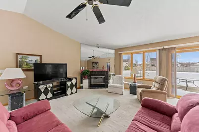 5539 Winners Circle, Caledonia, IL 61011 - Photo 6