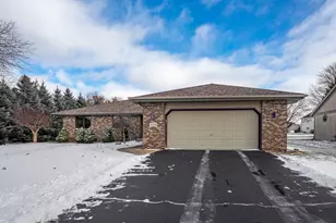 5539 Winners Cir, Caledonia, IL 61011 - Photo 2