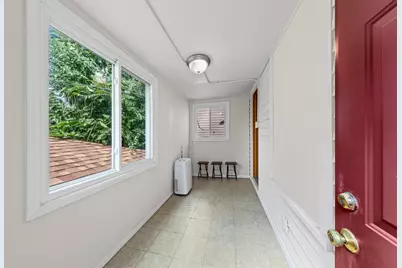 2954 N Elston Avenue, Chicago, IL 60618 - Photo 18