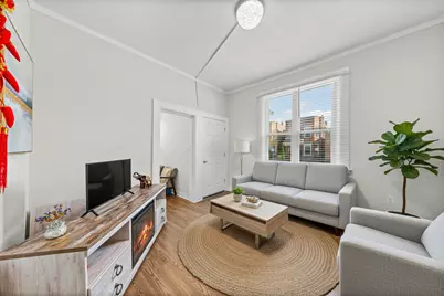 2954 N Elston Avenue, Chicago, IL 60618 - Photo 4